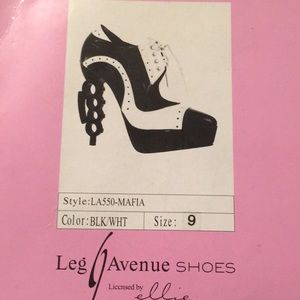 Mafia style blk/wht brass knuckle heel Sz9